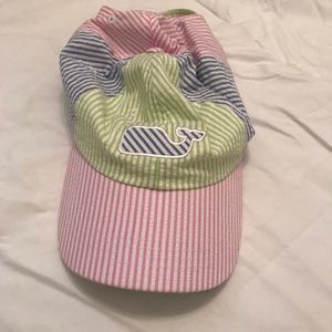 Kentucky Derby vineyard vines hat